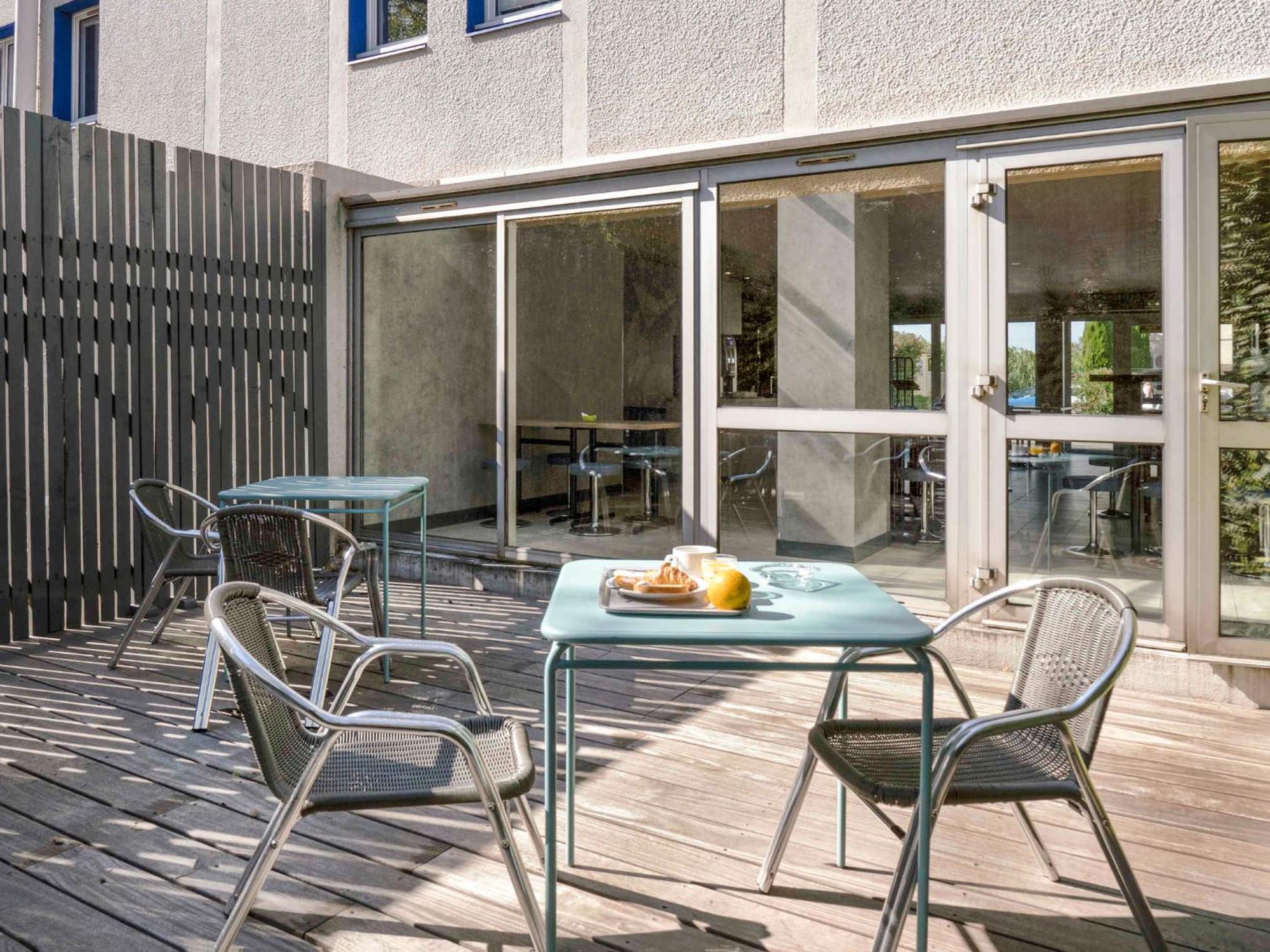 Ibis Budget Arles Sud Fourchon מראה חיצוני תמונה